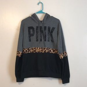 VS PINK Sweatshirt - not authentic